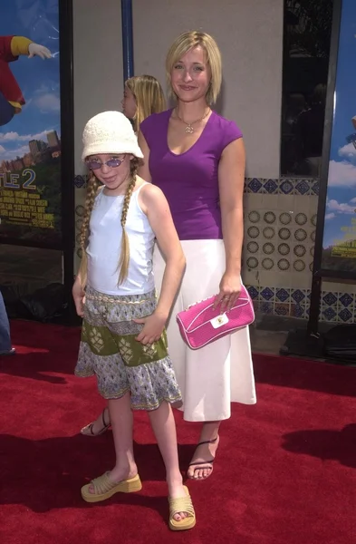 Allison Mack and sister Robyn Mack – Stock Editorial Photo © s_bukley
