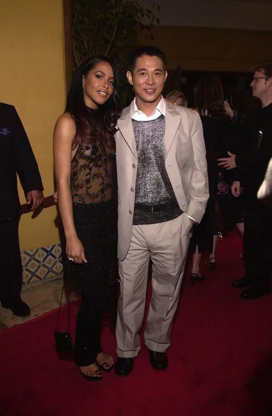 Aaliyah och jet li — Stockfoto