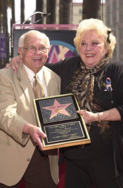 Johnny grant ve rose marie