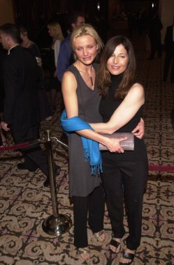 Cameron diaz ve catherine keener