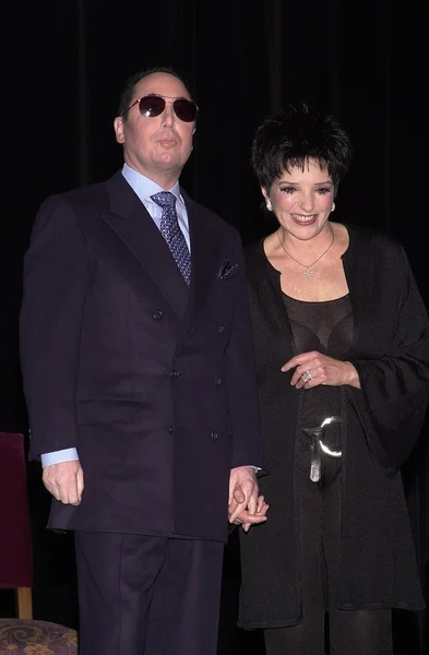 David konuk ve liza minnelli — Stok fotoğraf