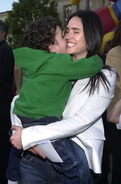 Jennifer Connelly and son Kai — Stock Photo, Image