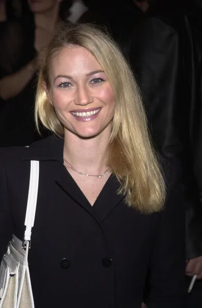 Sarah Wynter — Stockfoto