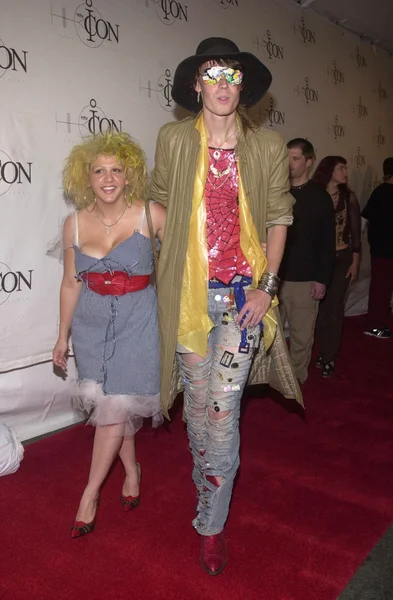 Jesse Camp with date Nina — Stock Photo, Image