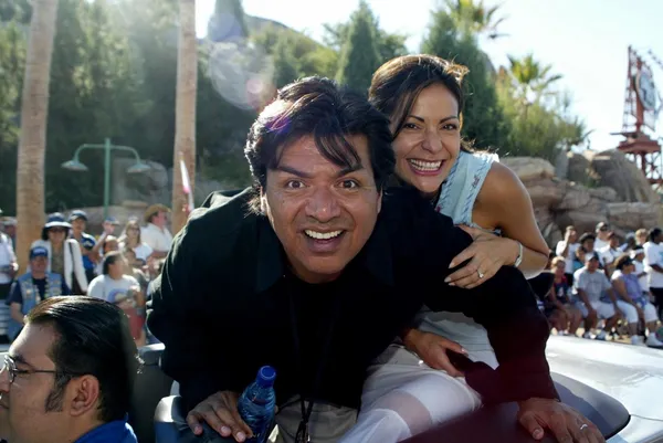 Constance Marie and George Lopez — Stock Photo, Image