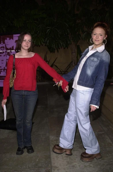 Dominique swain och jenna malone — Stockfoto