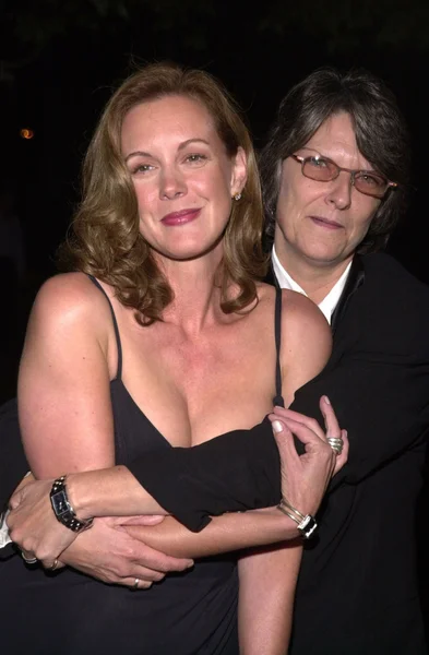 Elizabeth Perkins and Lee Rose — Stock Photo, Image