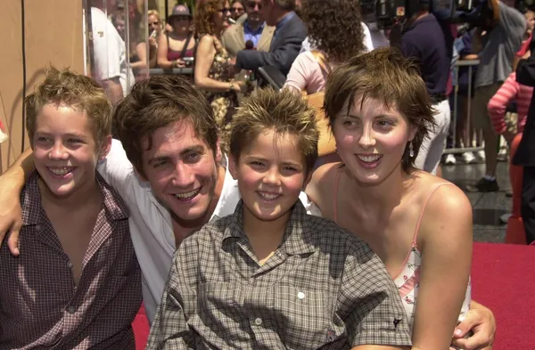 Jack Robbins, Jake Gyllenhaal, Miles Robbins e Eva — Fotografia de Stock