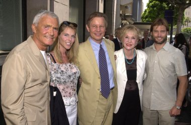 Vidal sassoon, catherine oxenberg, michael york, patricia mccallum ve casper van dien