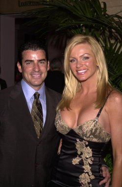 Nikki ziering ve reagan sylber