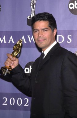 Esai morales