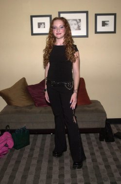 Scarlett Pomers