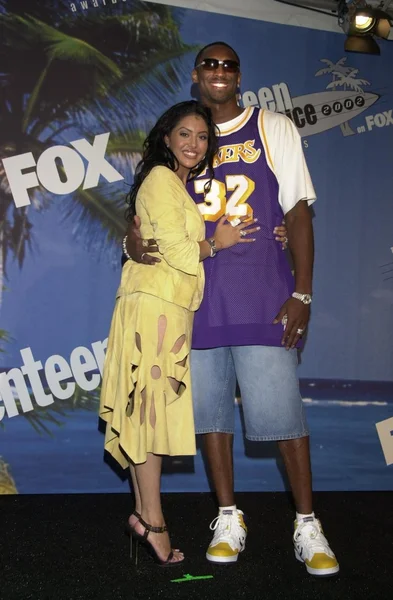 Kobe Bryant e esposa — Fotografia de Stock