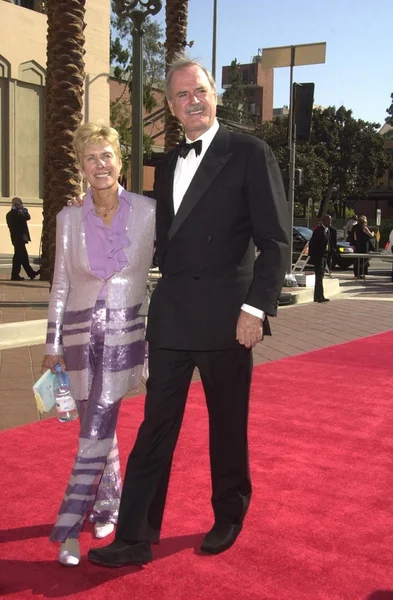 John Cleese and wife Alice — Stock Photo, Image