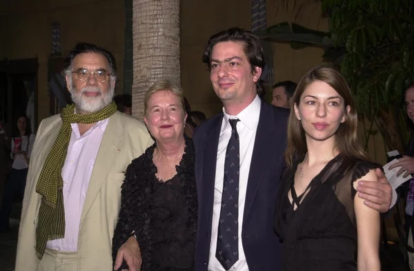 Francis ford coppola med hustru, son roman — Stockfoto