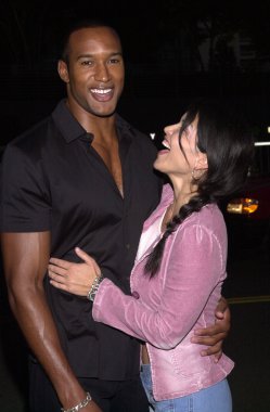 Henry simmons ve lauren sanchez Tarih