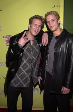 Bruce michael hall ve kardeşi seth