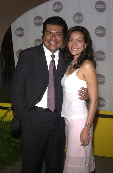 George Lopez et Constance Marie — Photo