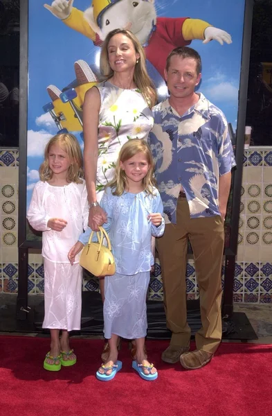 Michael J. Fox and Tracy Pollan and daughters — Stock Photo, Image
