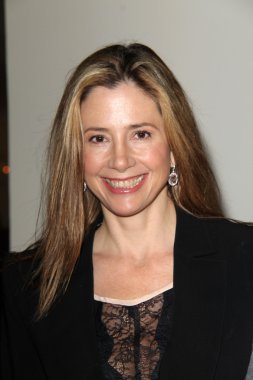 Mira sorvino