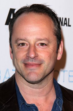 Gil Bellows