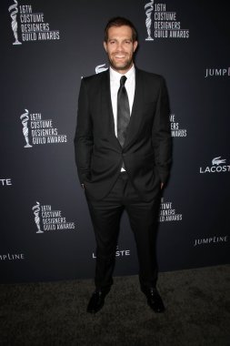 Geoff Stults