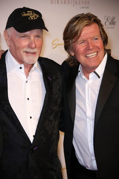 Mike Love, Peter Noone — Stock Photo, Image