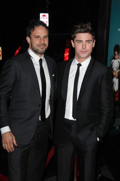 Zac Efron, Tom Gormican — Zdjęcie stockowe