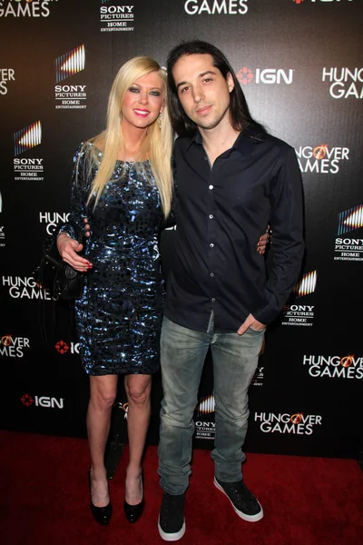 Tara reid och erez eisen — Stockfoto