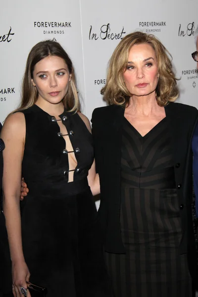 Elizabeth Olsen, Jessica Lange — Zdjęcie stockowe