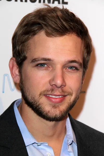 Max Thieriot — Fotografie, imagine de stoc