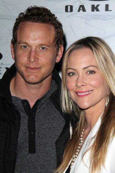 Cole Hauser, Cynthia Daniel — Foto Stock