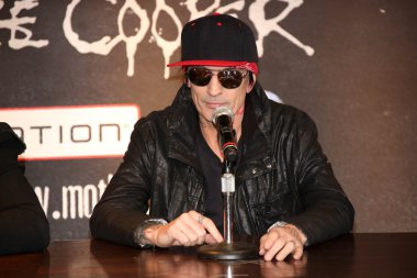 Tommy Lee
