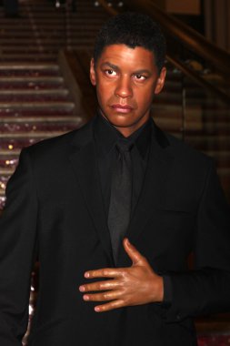 socha kuan yin obraz Buddhy na vysoké hoře v lan island