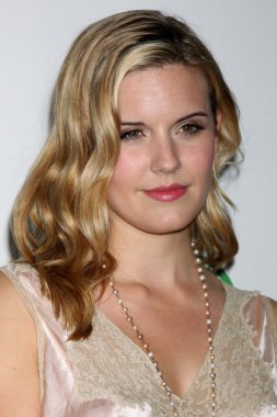 Maggie Grace