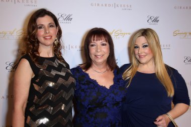 Wendy Wilson, Marilyn Rovell, Carnie Wilson
