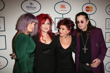 Kelly Osbourne, Cyndi Lauper, Sharon Osbourne, Ozzy Osbourne