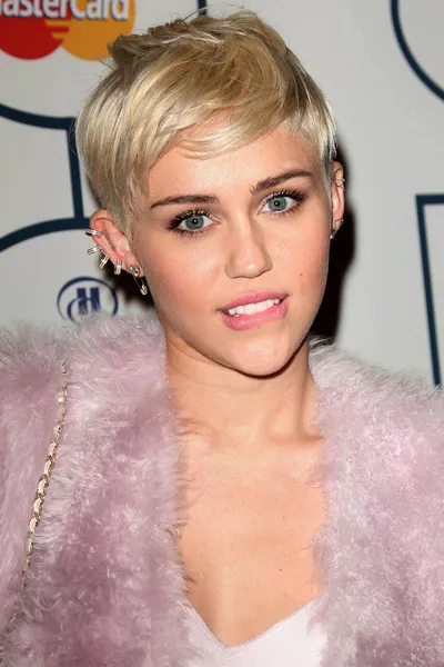 Miley Cyrus —  Fotos de Stock