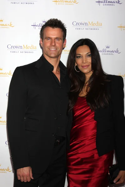 Cameron Mathison and  Vanessa Arevalo — Stock Photo, Image