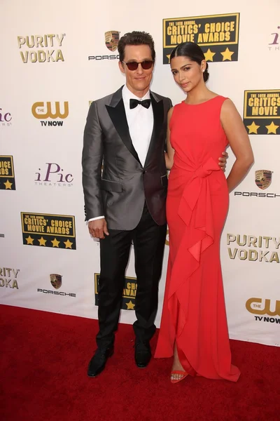 Matthew mcconaughey i camila alves — Zdjęcie stockowe