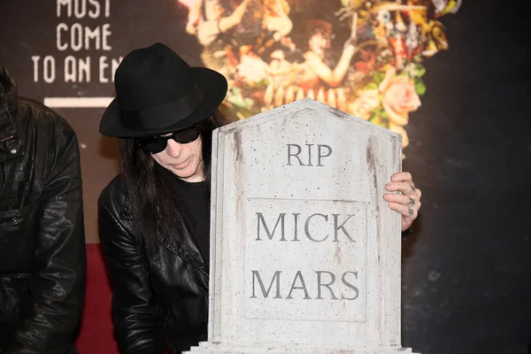 Mick Mars — Photo