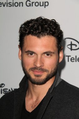 Adan Canto