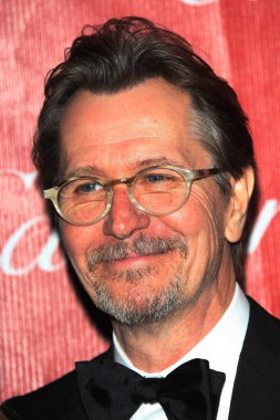 Gary Oldman