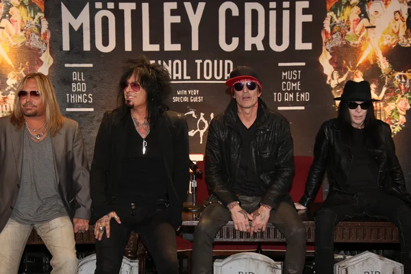 Vince Neil, Nikki Sixx, Tommy Lee, Mick Mars — Stock fotografie