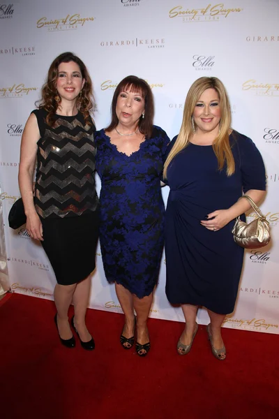 Wendy Wilson, Marilyn Rovell, Carnie Wilson — Stock Photo, Image