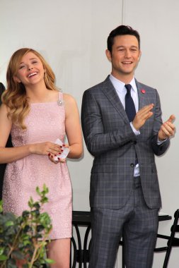 Chloe moretz grace, joseph gordon-levitt