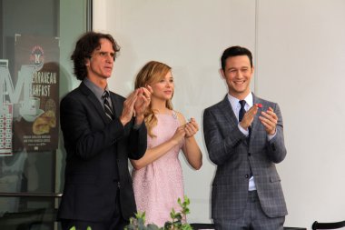 Jay roach, chloe moretz grace, joseph gordon-levitt