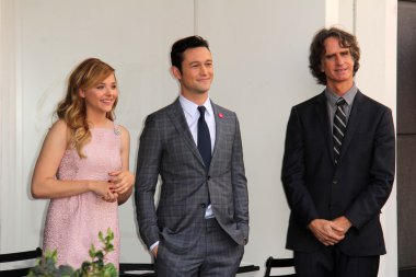 grace Chloe moretz, joseph gordon-levitt, jay roach