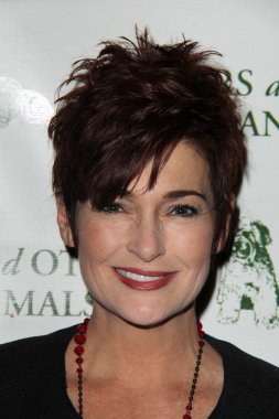 Carolyn hennesy