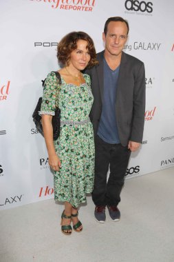 Jennifer Grey, Clark Gregg